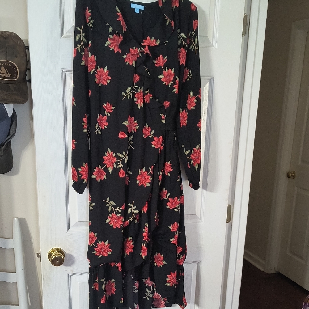 Draper James RsBlack and Orange Long Sleeve V-Neck Sundress